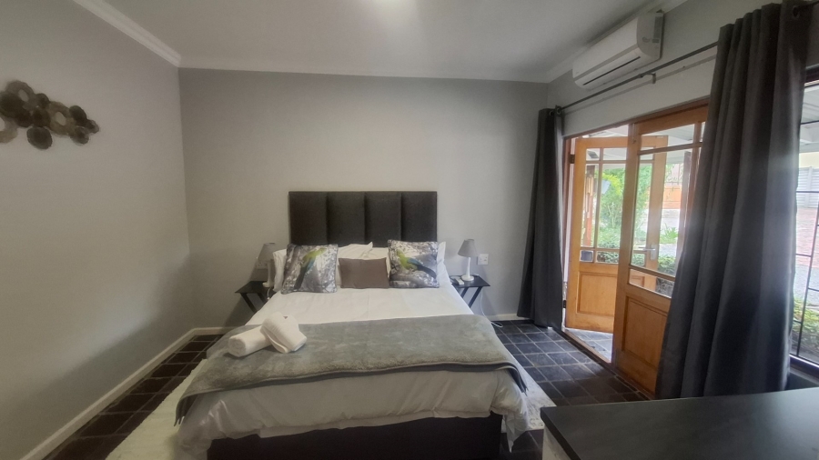 5 Bedroom Property for Sale in Blanco Western Cape